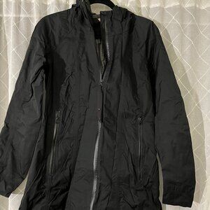 black lululemon raincoat size 10